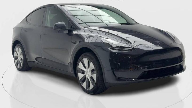 TESLA MODEL Y 2024 7SAYGDED8RF039129 image